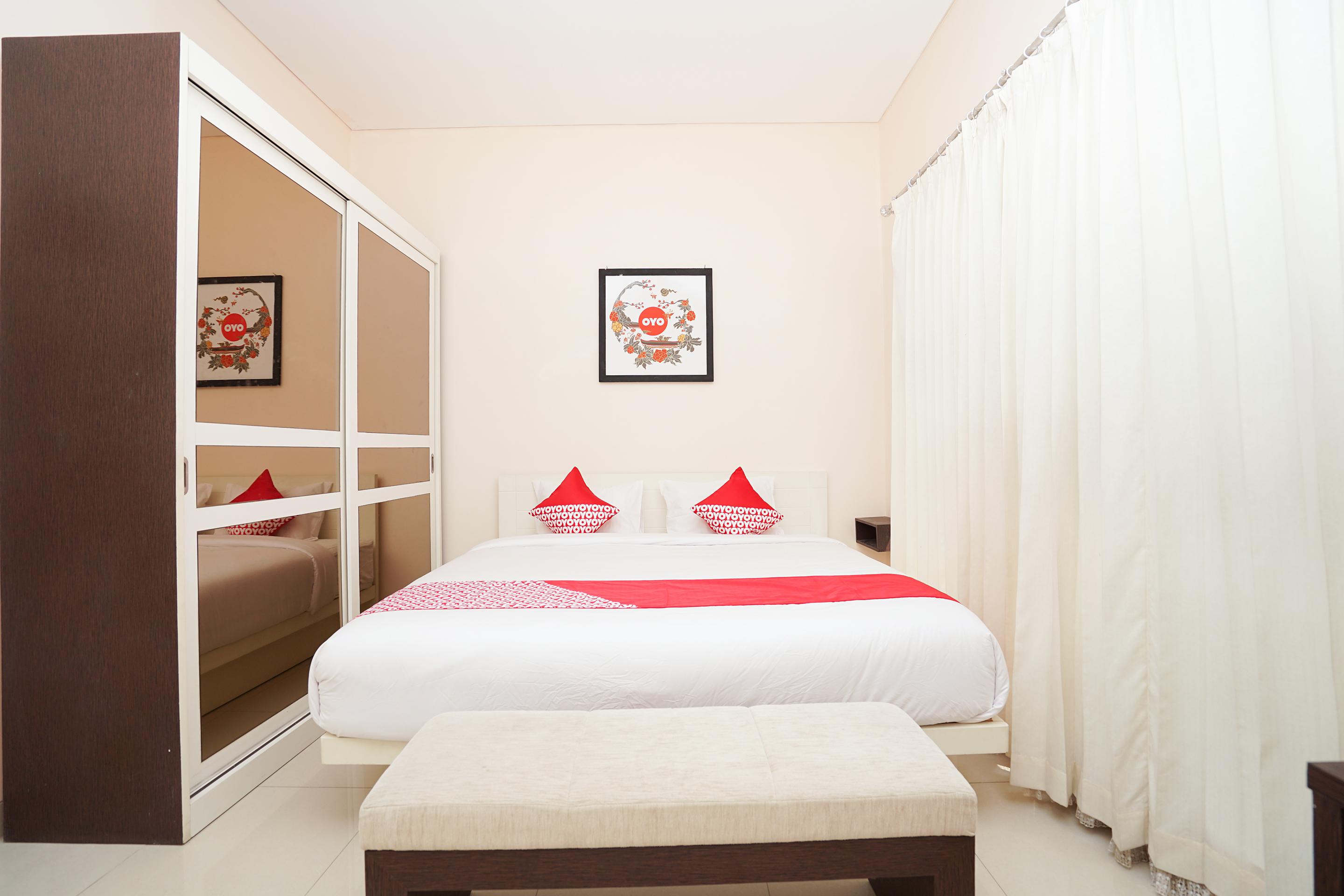 Oyo 782 Menjangan Residence At Citraland 1 Сурабая Екстериор снимка