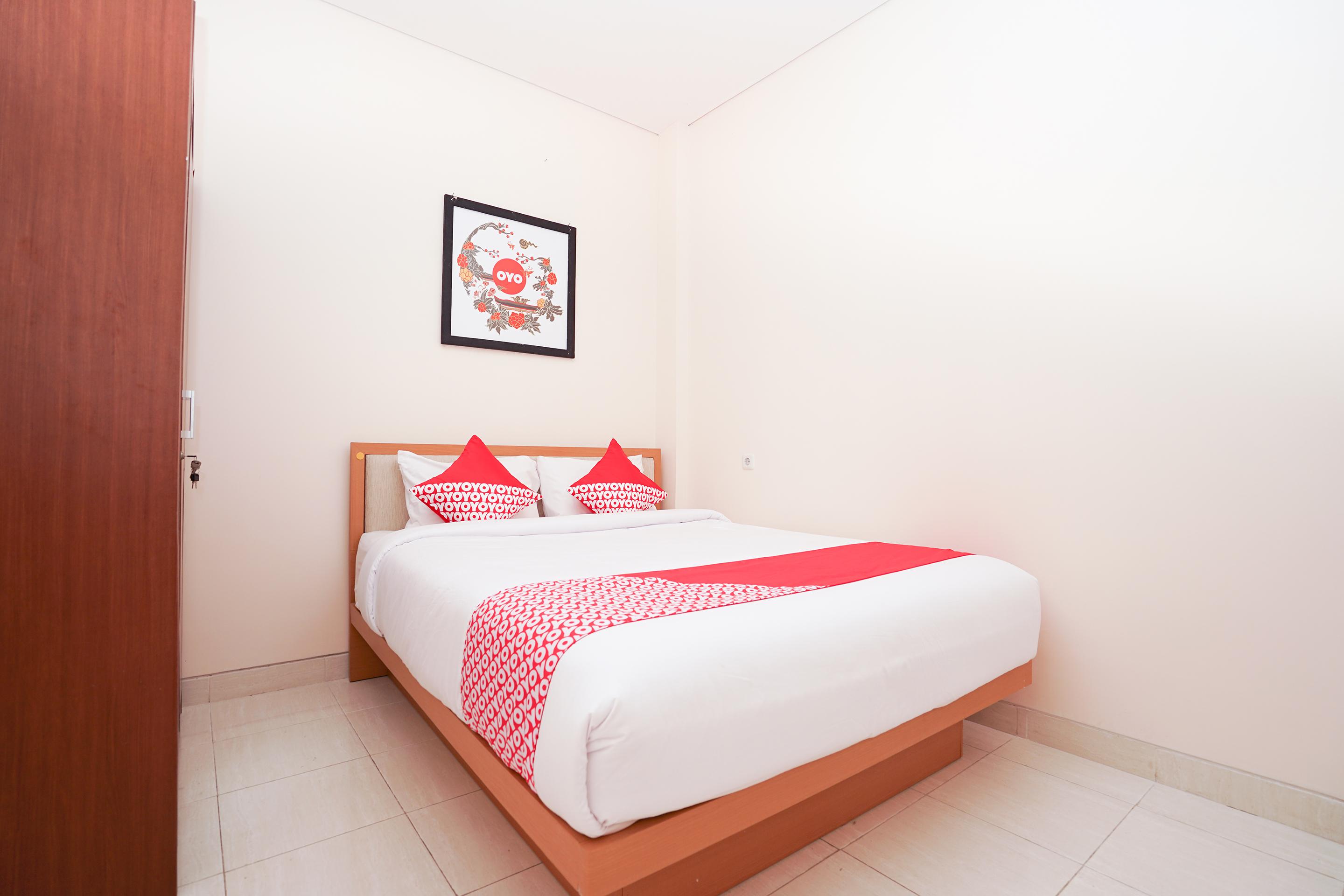 Oyo 782 Menjangan Residence At Citraland 1 Сурабая Екстериор снимка