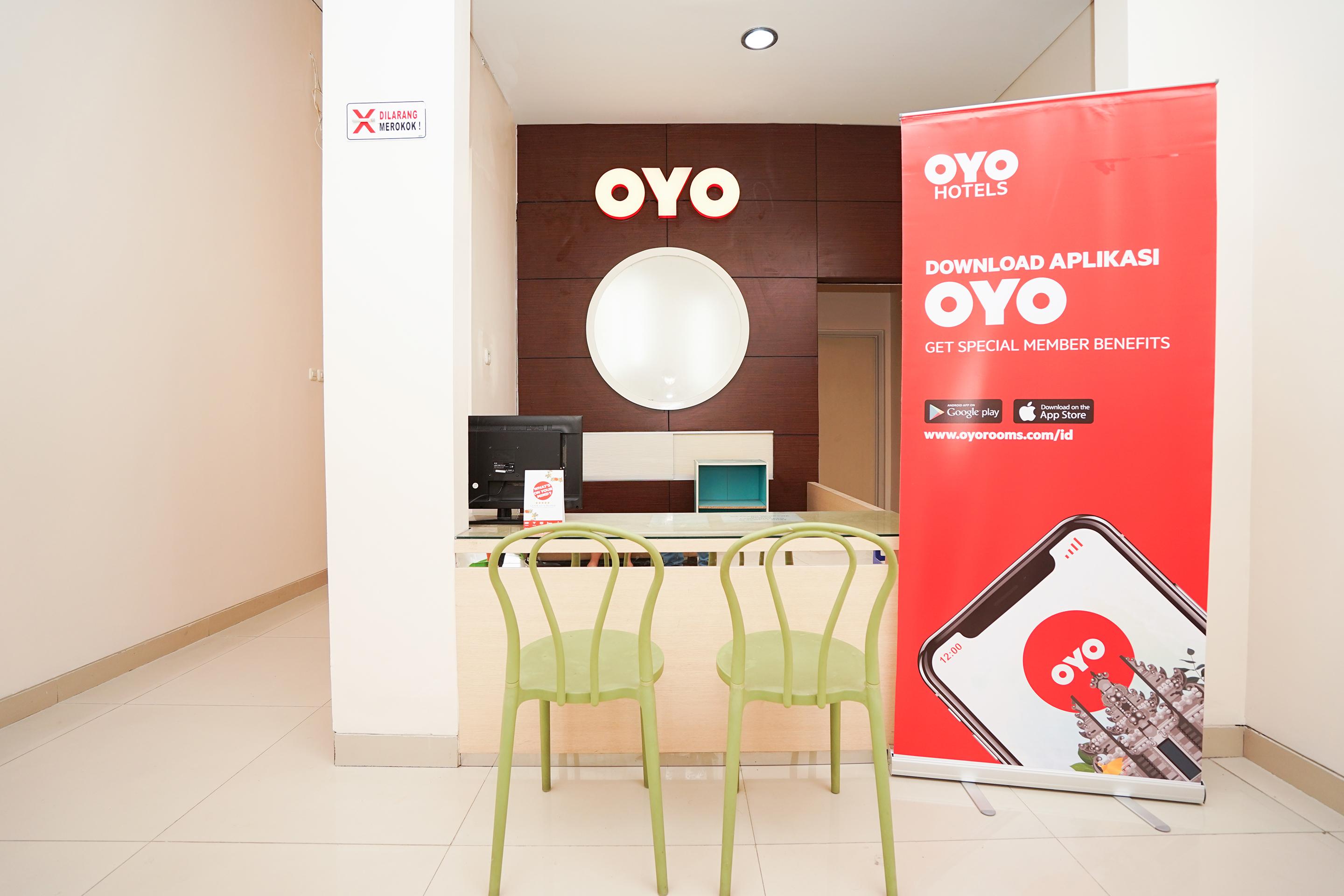 Oyo 782 Menjangan Residence At Citraland 1 Сурабая Екстериор снимка