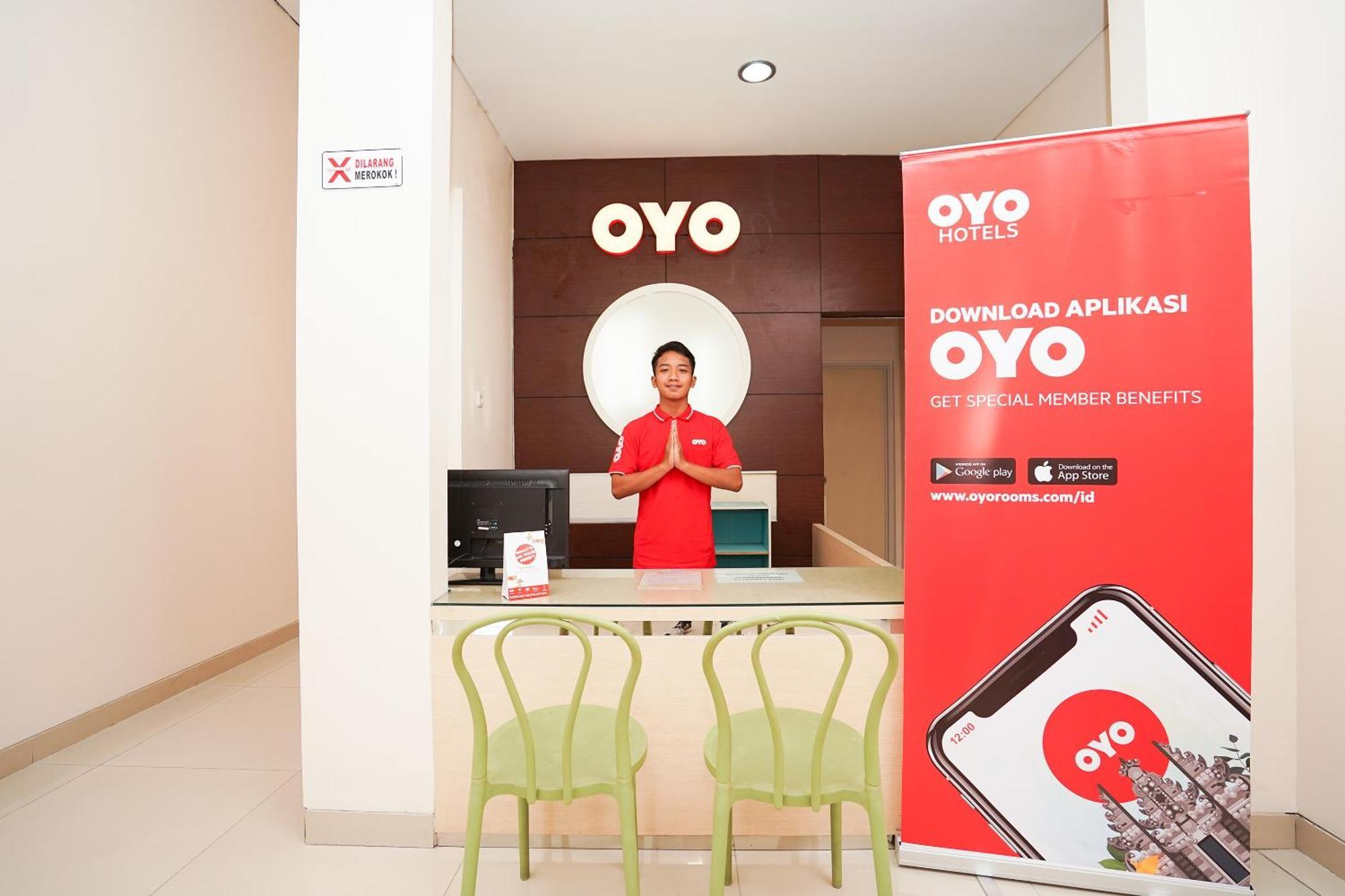 Oyo 782 Menjangan Residence At Citraland 1 Сурабая Екстериор снимка